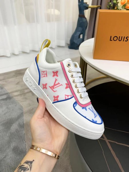 Louis Vuitton breathable leather shoes