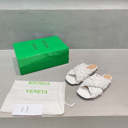 Bottega Veneta Woven slippers