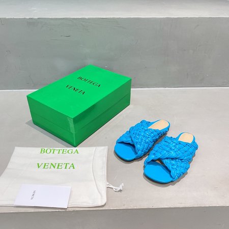 Bottega Veneta Woven slippers