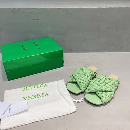 Bottega Veneta Woven slippers