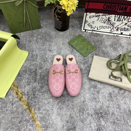 Gucci Cloth slippers