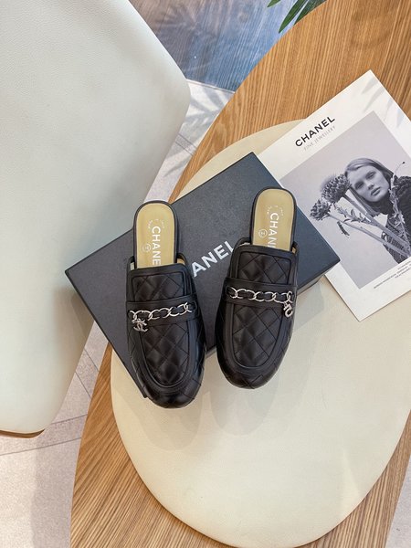 Chanel Lingge Muller shoes and slippers are classic