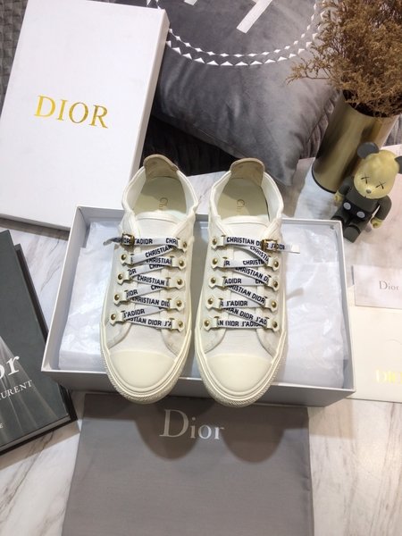 Dior Walkn white shoes flat lace up casual shoes