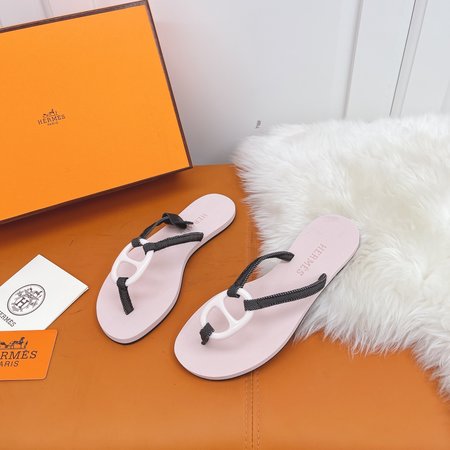 Hermes Pig nose beach slippers rubber non-slip outsole