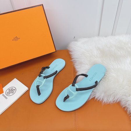 Hermes Pig nose beach slippers rubber non-slip outsole