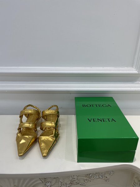 Bottega Veneta BV cross kelp shoes imported butter leather 3cm sandals