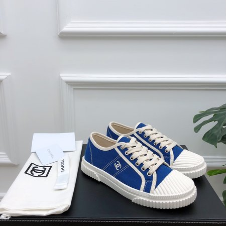 Chanel Casual lace-up canvas shoes with CC logo embroidered on the side