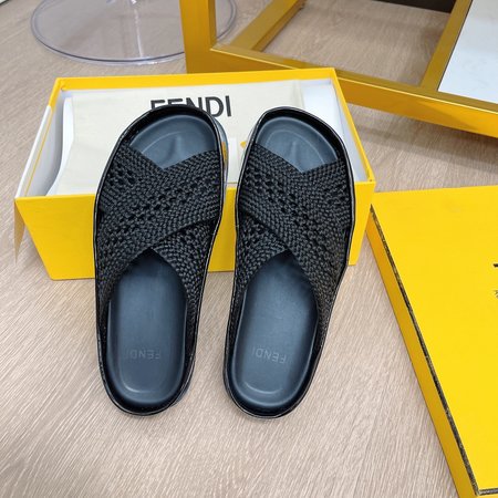 Fendi REFLECTIONS slippers flat sandals