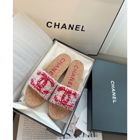 Chanel Wooden bottom slippers