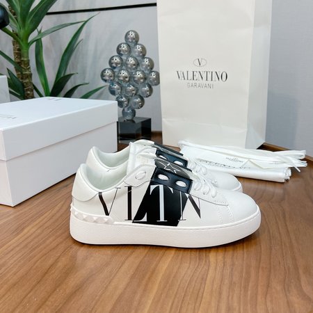 Valentino leather sneakers