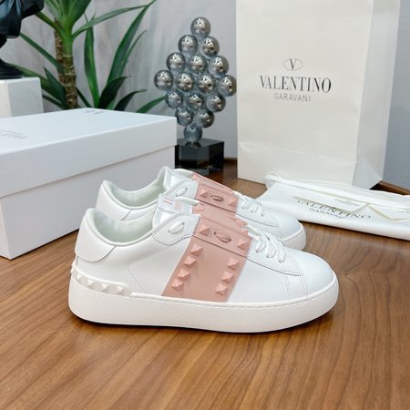 Valentino leather sneakers