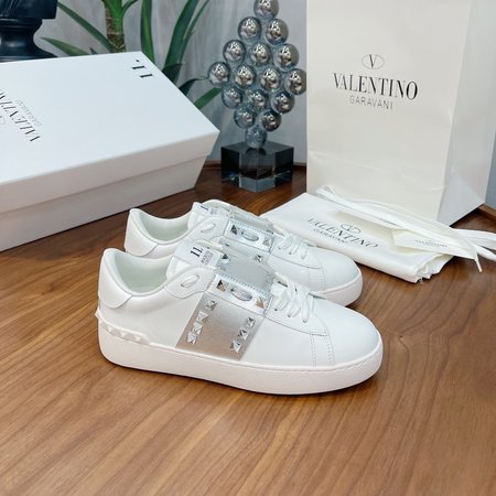 Valentino leather sneakers