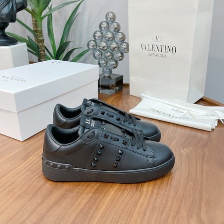 Valentino leather sneakers