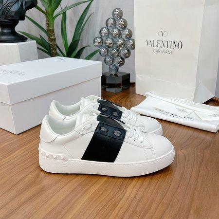 Valentino leather sneakers