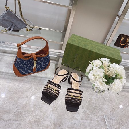 Gucci Sandals and sheepskin pure hand-woven craftsmanship