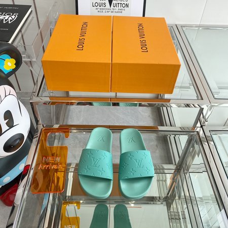 Louis Vuitton Slippers spring and summer vacation outing