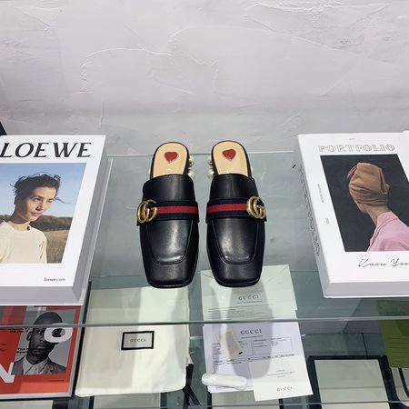 Gucci Classic series slippers