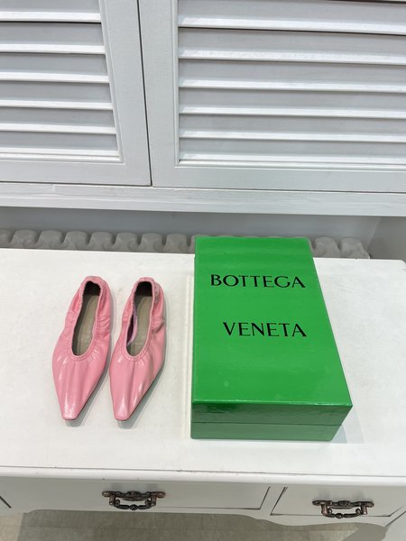 Bottega Veneta BV women s flat witch shoes