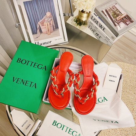 Bottega Veneta chain woven flip flops