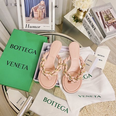 Bottega Veneta chain woven flip flops