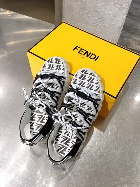 Fendi Fendi print sandals