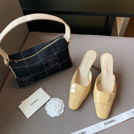 Chanel Vintage high heel slippers