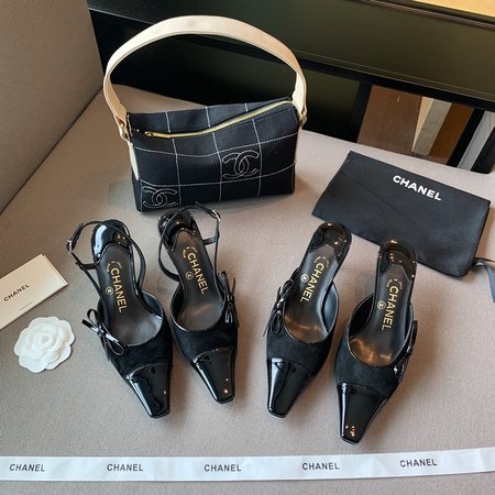 Chanel Vintage bow leather women s shoes