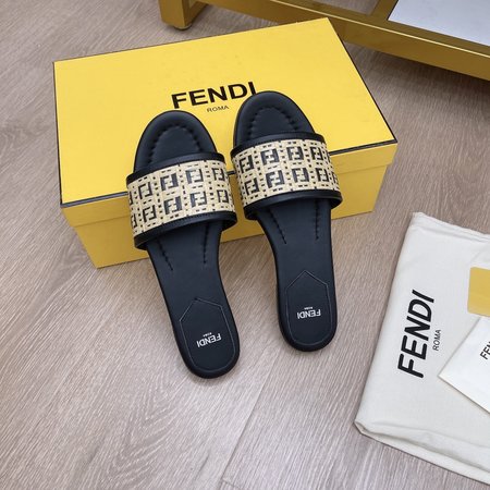 Fendi Flat slippers calfskin