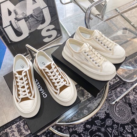 Chanel Platform casual sneakers