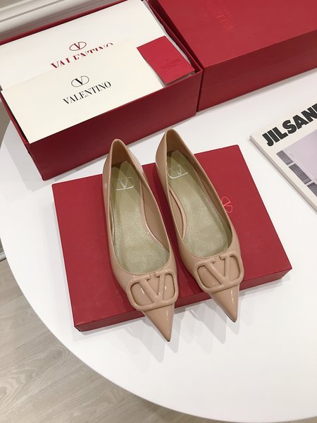 Valentino Roman Stud Women s Shoes