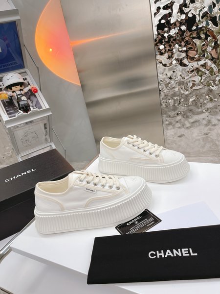 Chanel Platform canvas casual shoes