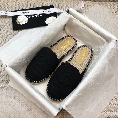 Chanel Hemp rope woven slippers