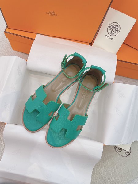 Hermes H flat sandals