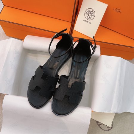 Hermes H flat sandals