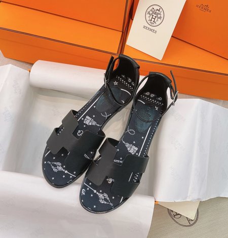 Hermes H flat sandals