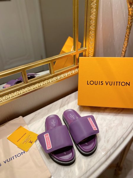 Louis Vuitton Platform slippers Monogram