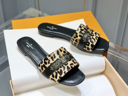 Louis Vuitton Reviva slippers