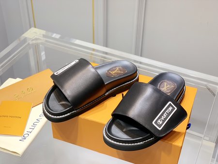 Louis Vuitton Sunset Comfort series flat velcro sandals