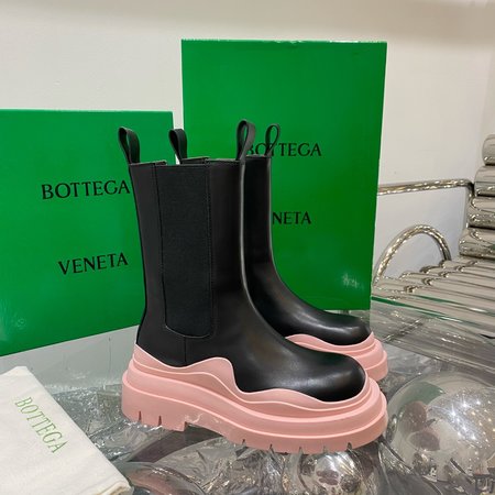 Bottega Veneta Macaron boots