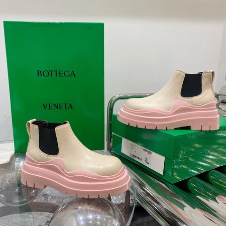 Bottega Veneta Macaron boots