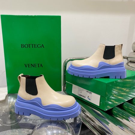 Bottega Veneta Macaron boots