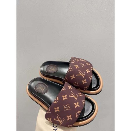 Louis Vuitton The latest slippers Monogram