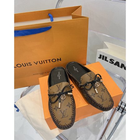 Louis Vuitton GLORIA flat loafers