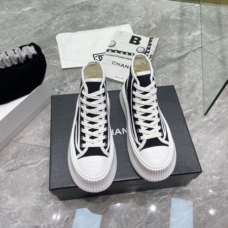 Chanel Platform casual sneakers