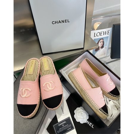 Chanel Espadrilles & Slippers