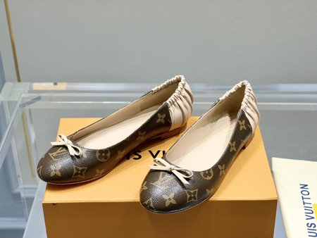 Louis Vuitton Bow flat shoes ballet shoes