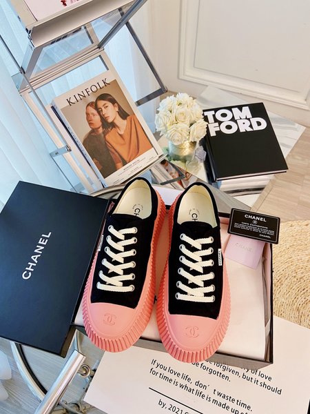 Chanel Platform casual sneakers