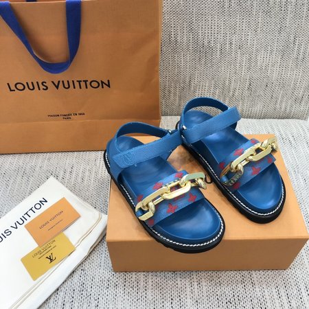 Louis Vuitton Sandals with metal chain buckle in calfskin