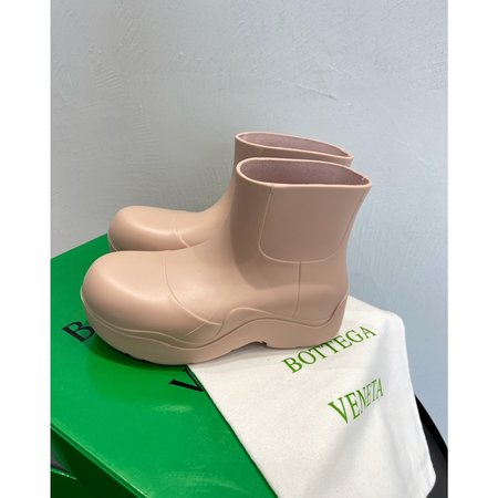 Bottega Veneta Latex boots