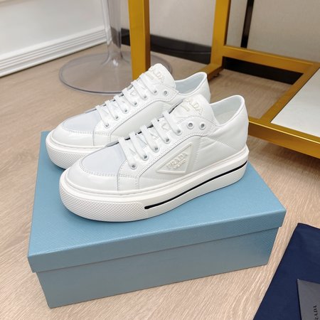 Prada Macro Re-Nylo casual sneakers